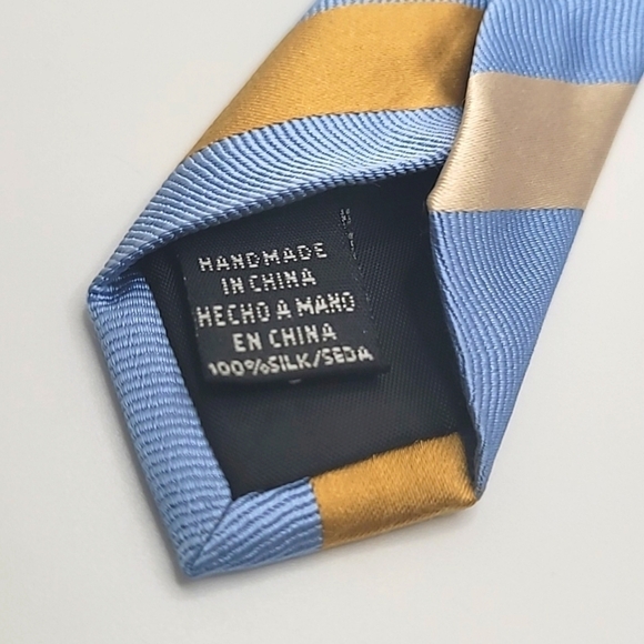 Croft & Barrow 100% Silk Blue Yellow Stripes Men's Tie - Picture 2 of 3